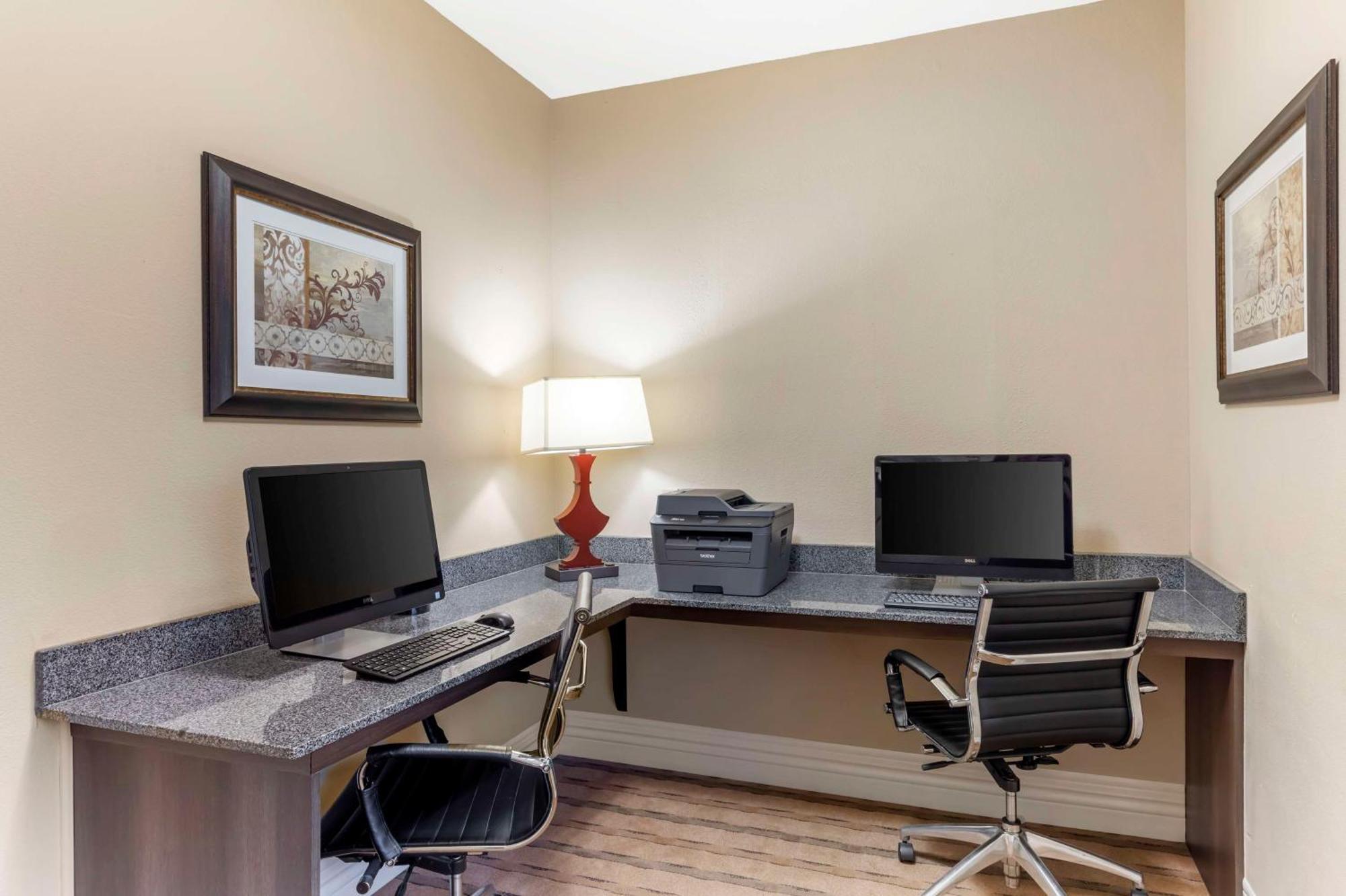 Best Western Plus Burleson Inn&Suites Exterior foto